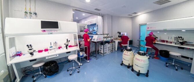 Imagen: Laboratorio di Ovoclinic Marbella