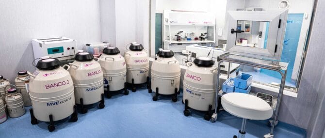 Imagen: Serbatoi di azoto liquido